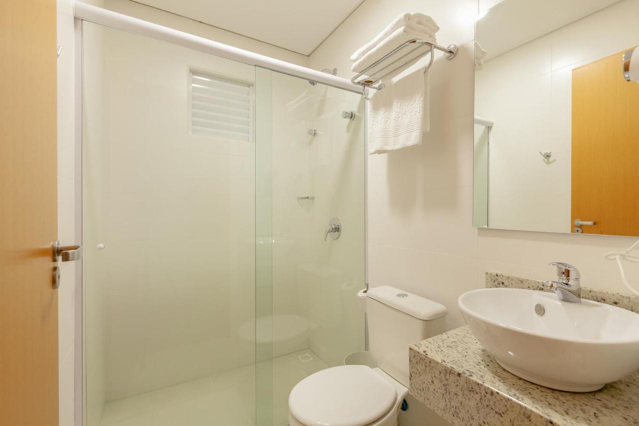 Tri Hotel Sao Joao Batista Bagian luar foto